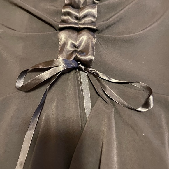 Women’s black LVL X skirt. Size medium. - Picture 2 of 5